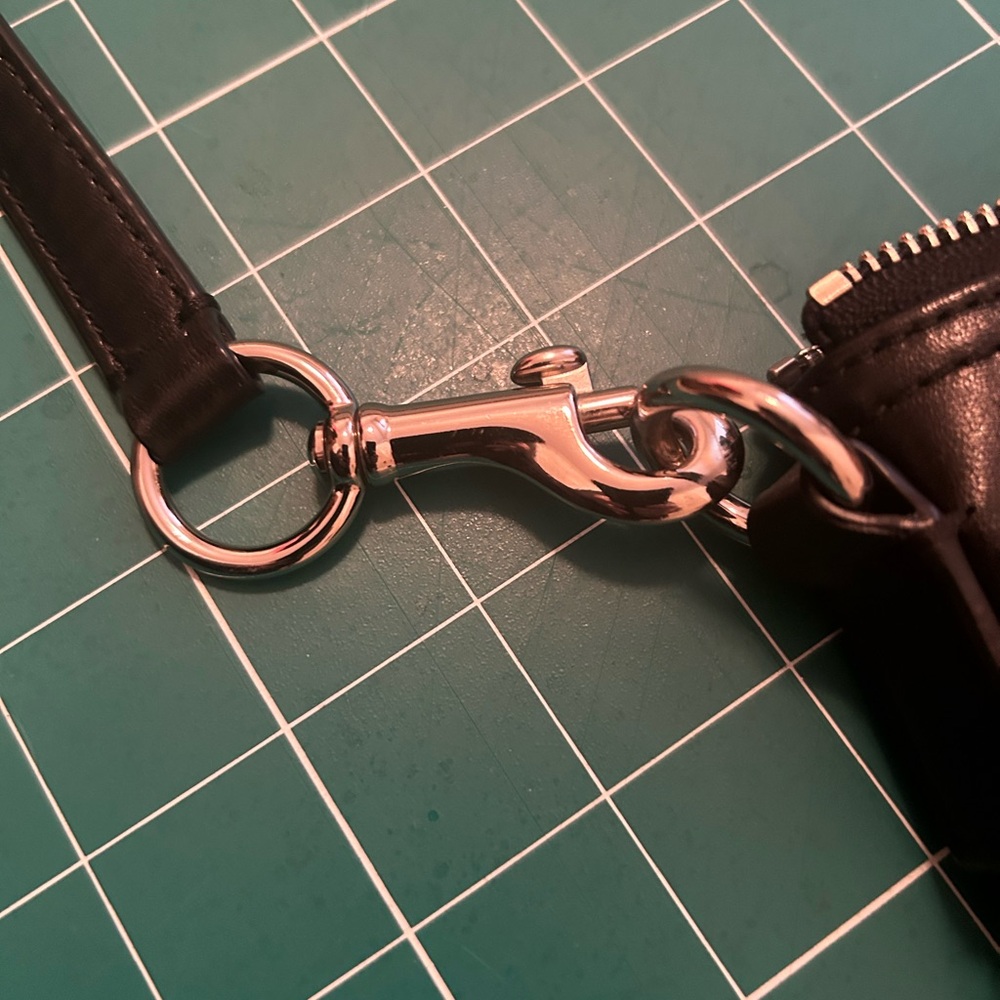 Coach Black Leather Messenger Bag - Picture 4 of 6